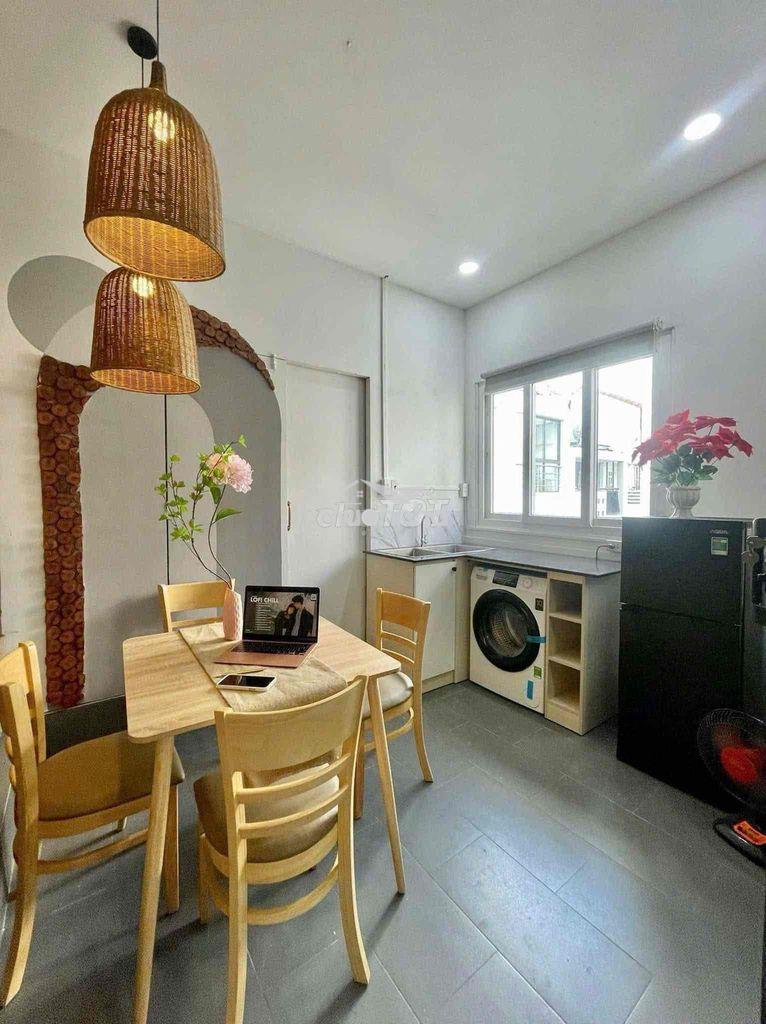 Cho thuê căn hộ tách bếp cửa sổ máy giặt riêng full nội thất tân định - 2