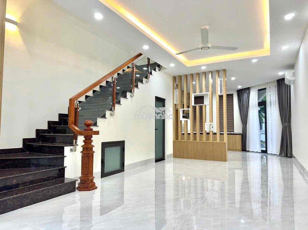 Cho thuê căn góc 3 mặt tiền full nội thất ngay aeon tân an - long an - 4