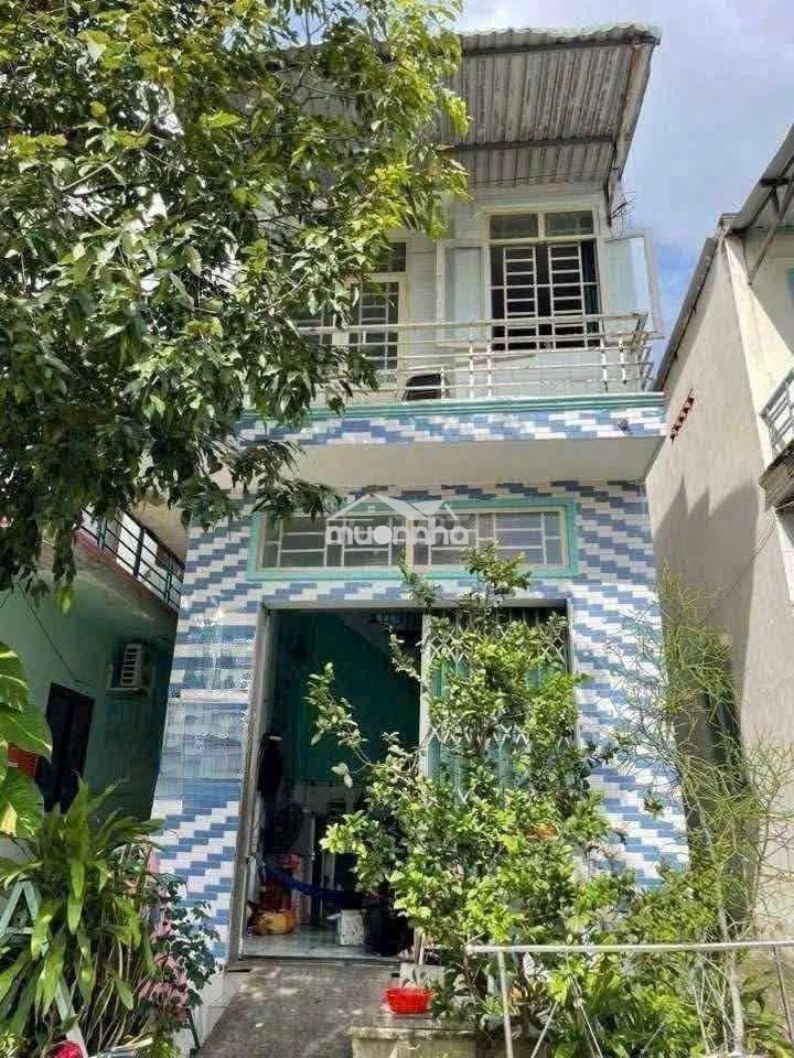 Bán dãy trọ 5 phòng+ 1 lầu,