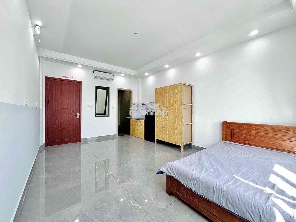 Studio cửa sổ trời rộng 30m2😍 full nội thất - Ảnh 4