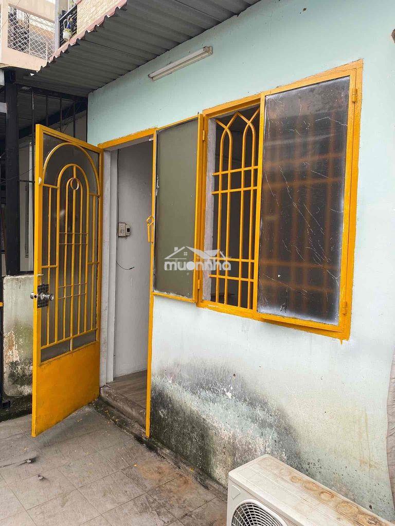 Cho thuê phòng 1 trệt 1 lầu bancol rộng- nguyễn gia trí d2 chỉ 5tr