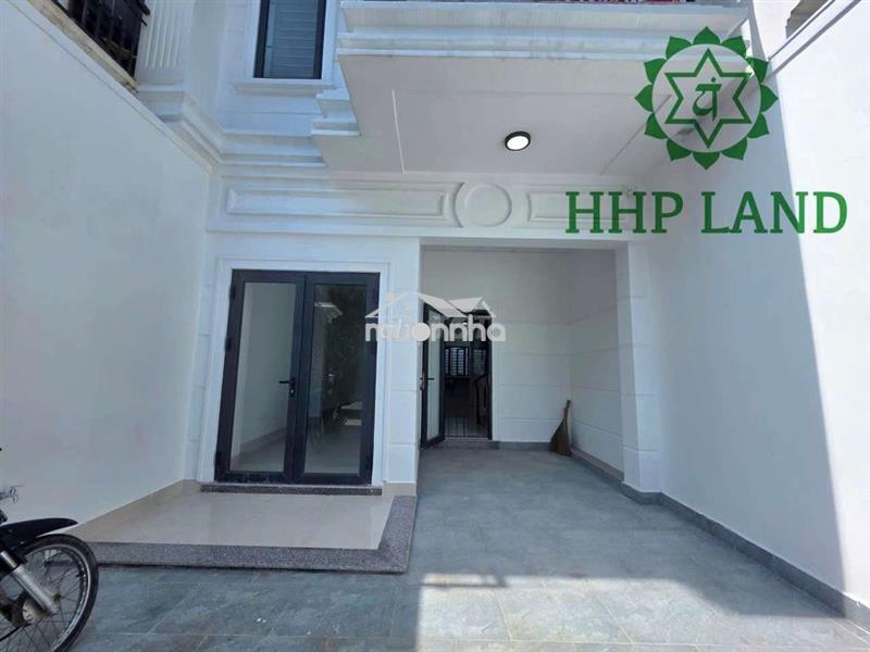 Cho thuê nhà mới đẹp sẵn máy lạnh kdc quang vinh