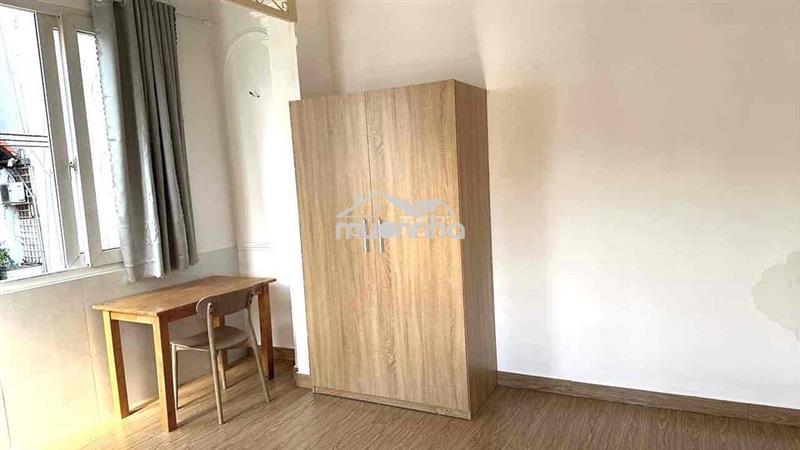 Phòng 2 mặt ban công cửa sổ gần etown