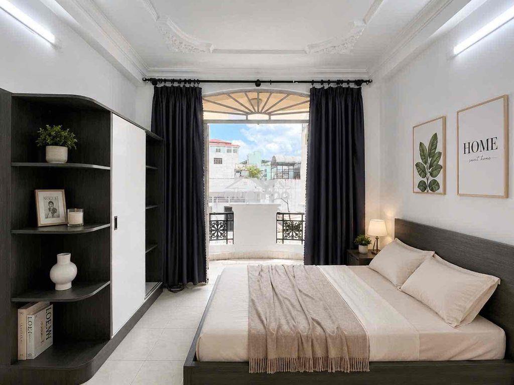 Siêu phẩm bancol ngay công viên hoàng văn thụ - 2