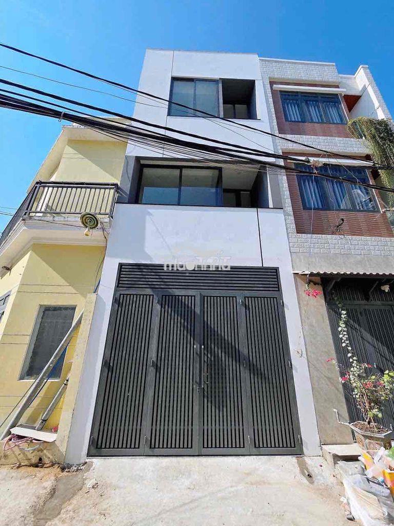 Cho thuê nhà mới xây 100% hem xe hơi đường la xuan oai
