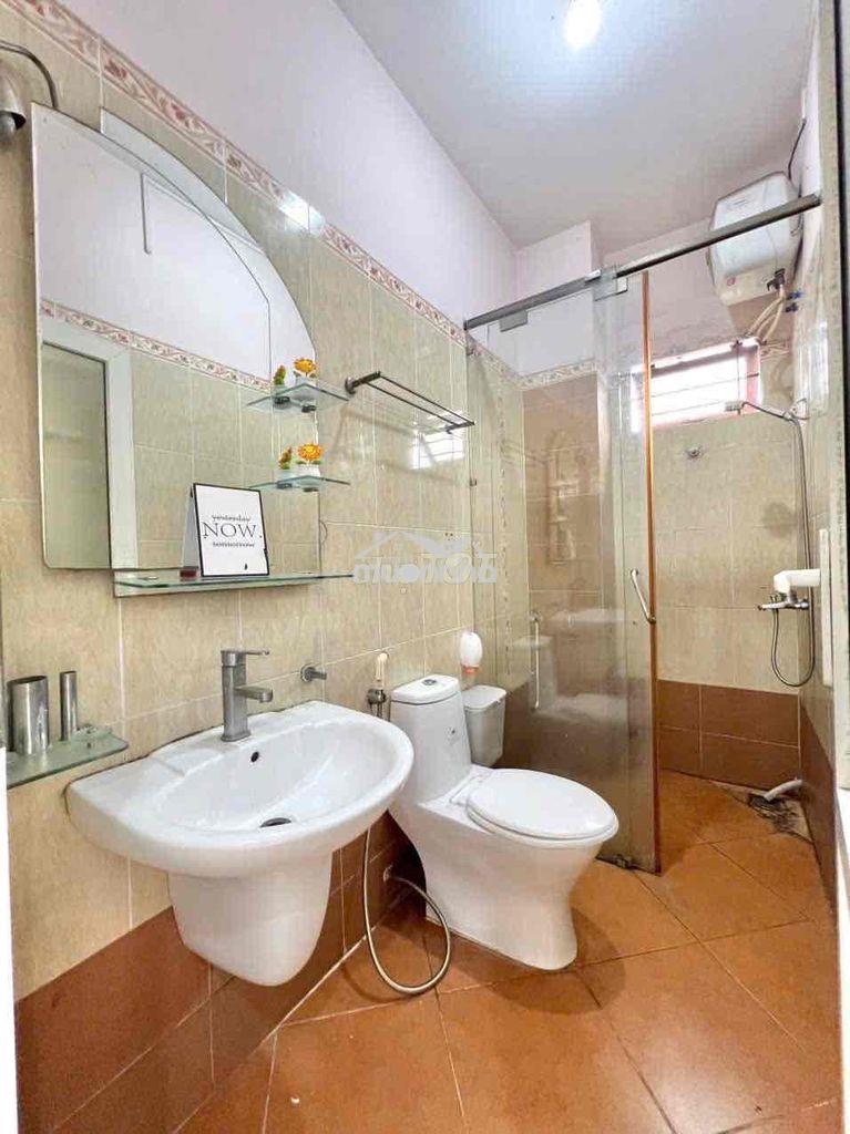 Giá thật ban công full nt gần đh sg , sư phạm - 3