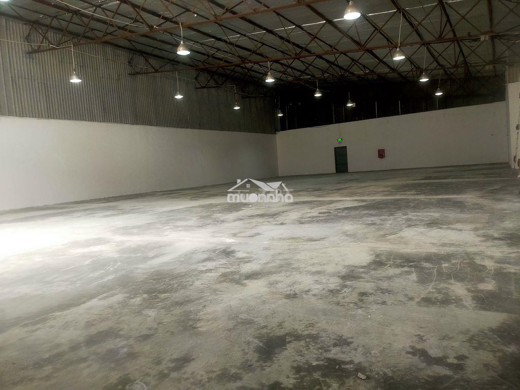 Cho thuê kho xưởng 280m lũy bán bích - 3