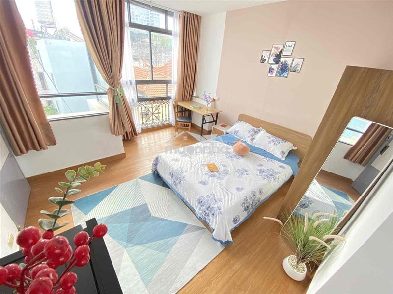 Studio ban công ngay ngã tư phú nhuận