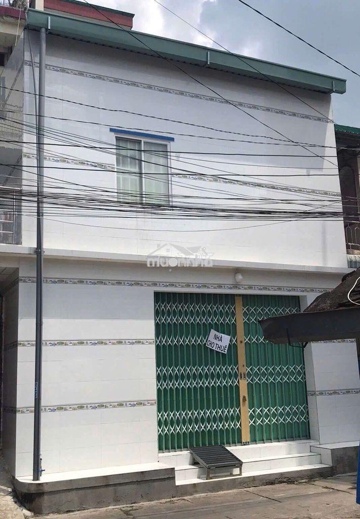 Cho thuê nhà nguyên căn 1 trệt 1 lầu ngay vòng xoay chợ bến cát