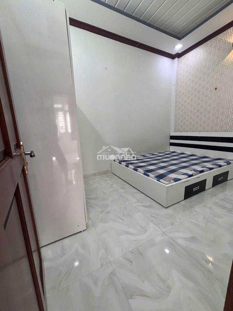 Nhà mới sạch sẽ nội thất đầy đủ - 4