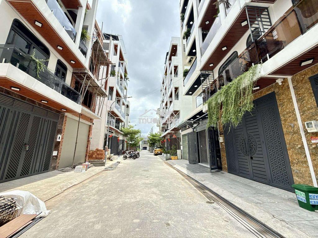Siêu phẩm 5 tầng có thang máy 1/ hẻm nhựa 11m dương thị mười - 2