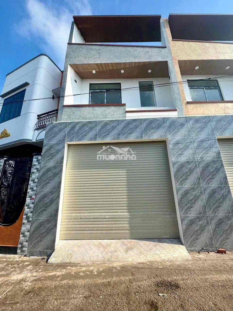 Bán nhà 1 trệt 1 lầu 1 tum – trung tâm p. bửu hòa sổ riêng sân ô tô