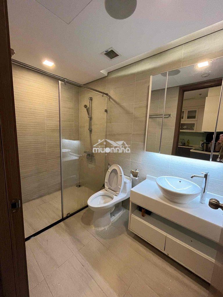 Cho thuê căn studio tại vinhome central park toà park 6a lầu 3x - 4