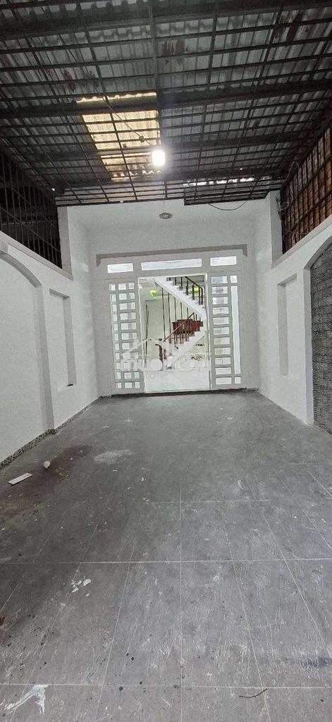 Cho thuê nhà mới có sân để ô tô .dt 4×16m đúc lầu .liên khu 5-6. bt - 2