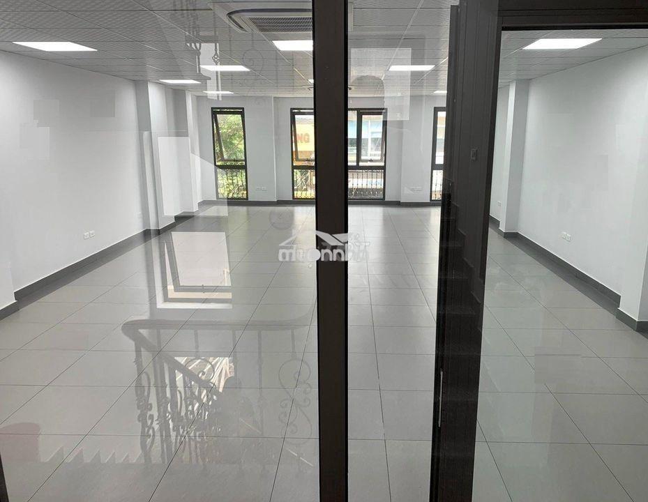 Cho thuê văn phòng 70m2 đường lê trung nghĩa, khu k300, tân bình - 2