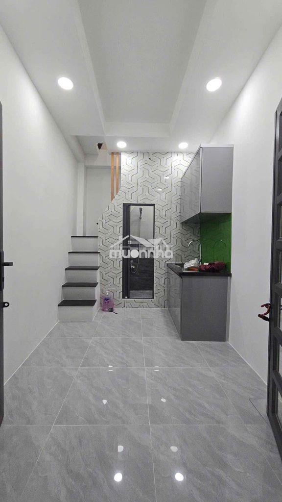 Nhà trần hưng đạo q1 3 lầu sổ riêng hoàn công đầy đủ
