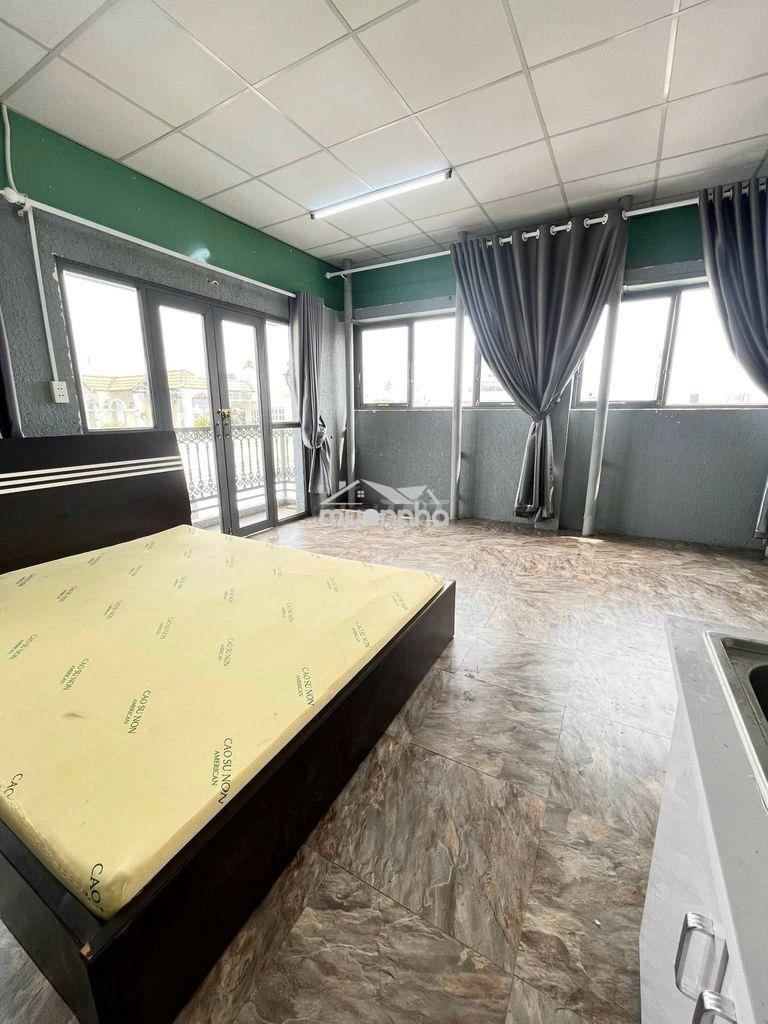 Phòng ban công, cửa sổ, giờ tự do, khoá vân tay, full nội thất - Ảnh 4