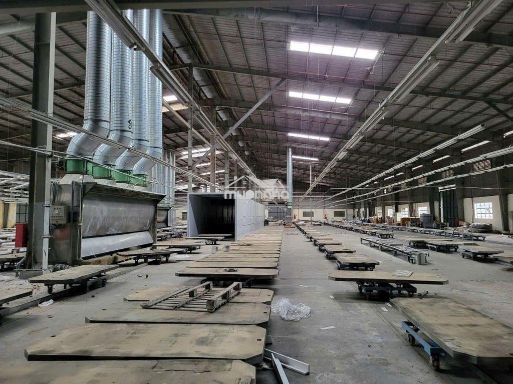 Xưởng 9000m2 bến cát , gía : 2.3 usd /m2 pccc tự động g.tờ đầy đủ - 3