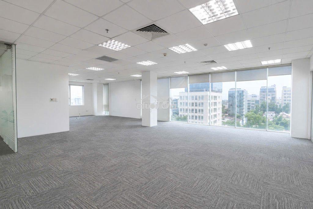 Toà nhà văn phòng gần 2.000m2 diện tích trục đường chính quận 3 - 3