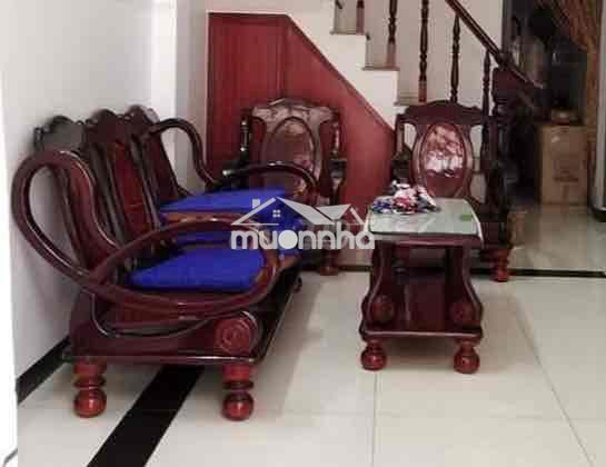 Nhà đồng đen 2 lầu sân thượng 3 phòng ngủ