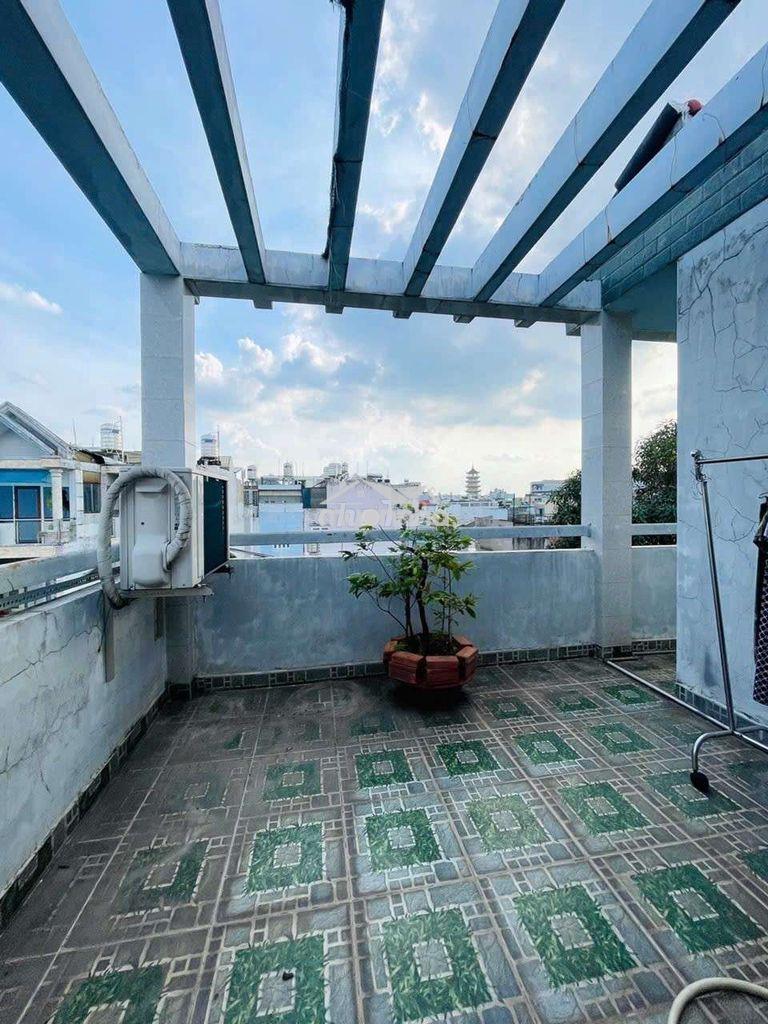 Nhà 3 tầng (b.tân) giáp tân phú - dt 68m2 - giá 4,95 tỷ - hẻm xh 7m - 3