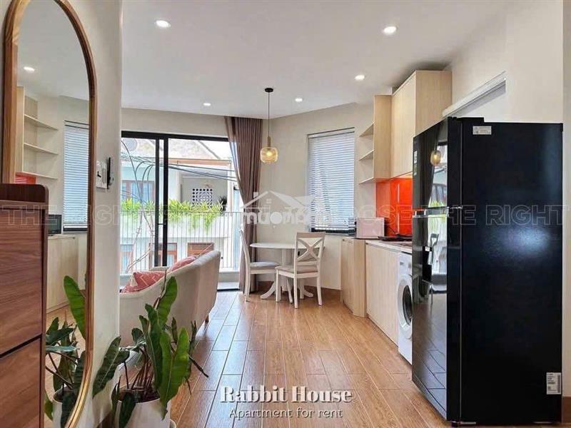 Cho thuê chdv studio 30m2 ban công cửa sổ sát đại học hoa sen