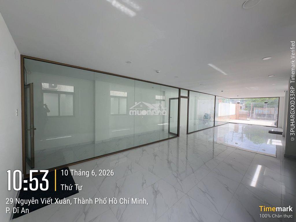 Cho thuê tòa nhà văn phòng 1 trệt - 2 tầng có thang máy tại dĩ an - 2