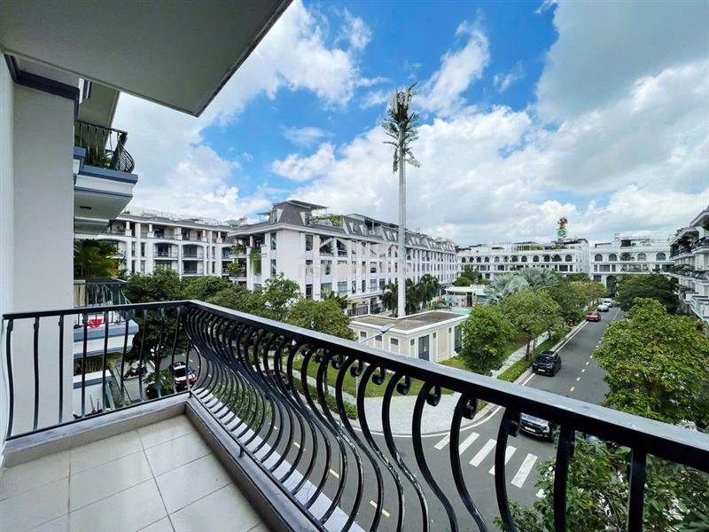 Cho thuê văn phòng 112m² full nội thất - 15tr - vạn phúc city