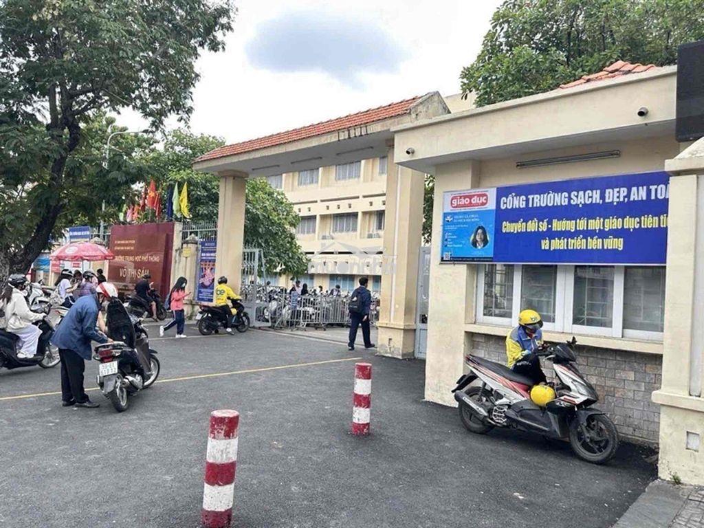 Giảm lổ 3tỷ  siêu vip sát quận 1 , hxh tránh -7 tầng -thang máy -10p - 2