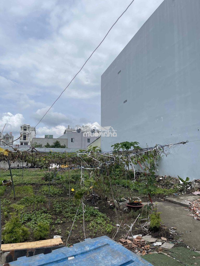 Nhà bán gấp mặt tiền đường phan văn hớn. - 2