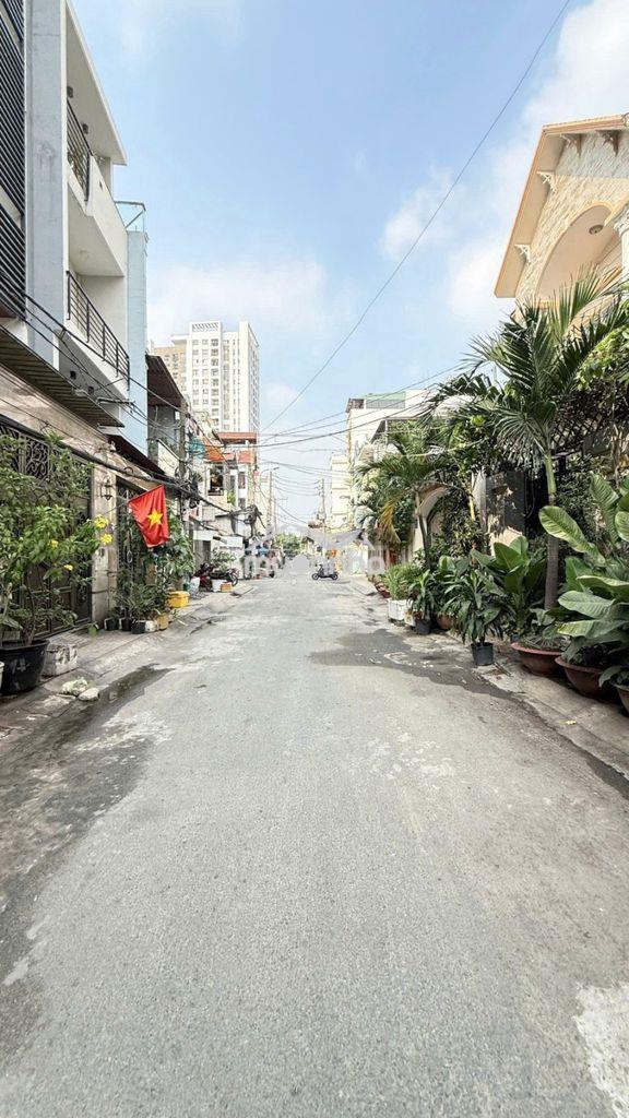 Tân phú kế đầm sen -sổ a4 không lộ giới - ô tô đỗ cửa - 4x8,1 - 4,95t - 2