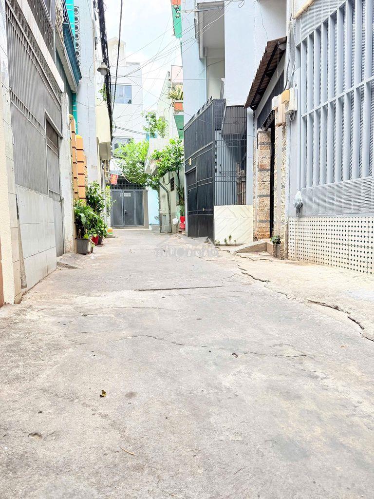 Hẻm 3.5m lý thái tổ q10. (3.4m x 11.5m). 4 tầng btct. giá 8.5 tỷ tl - 3
