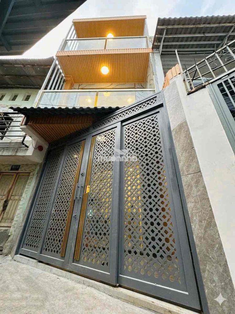 Bán nhà quận 4