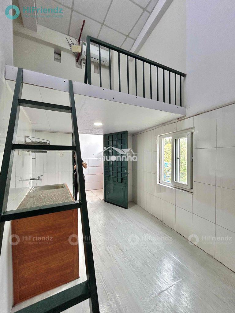 Trường phi công việt, đh gia định, hvhk - gác cao 3-4 ng