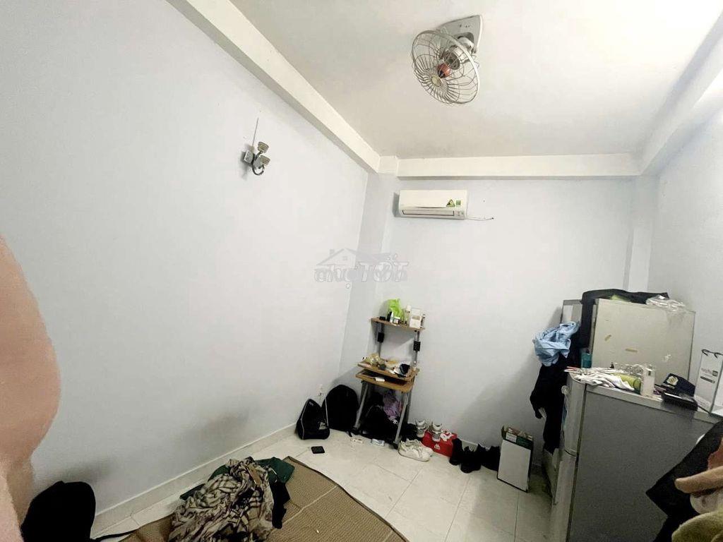 Cho thuê phòng q10.rộng rãi thoải mái.cửa sổ.fuff nội thất 3tr1 - 2