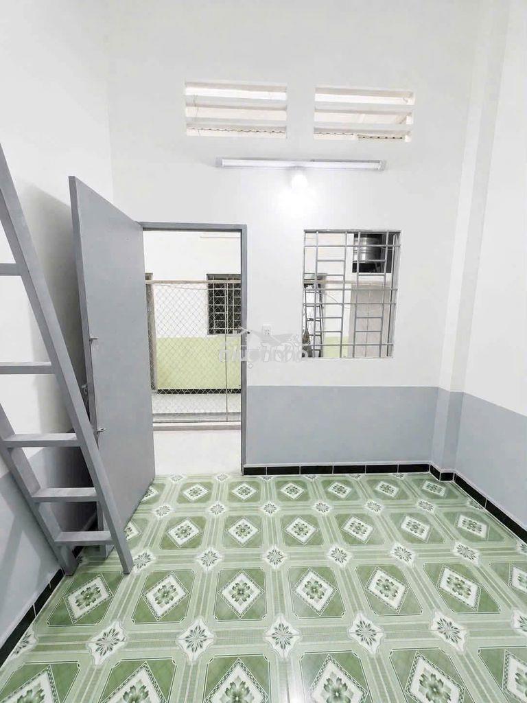 Phòng trọ giá rẻ có máy lạnh - 3