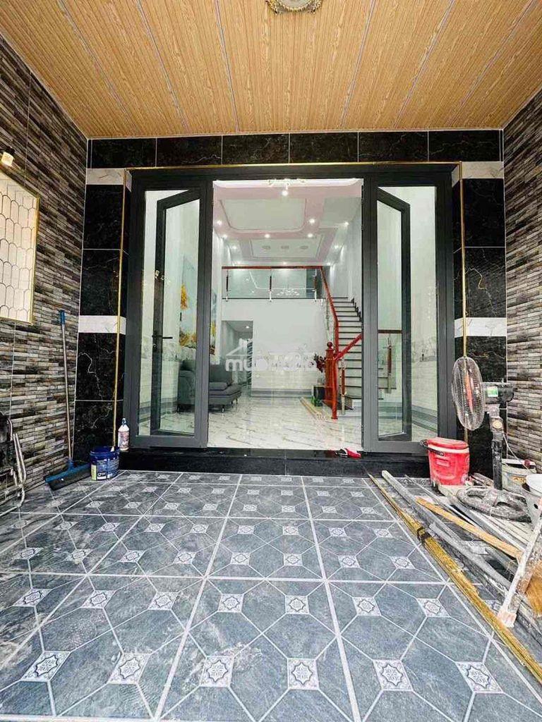 Bán nhà phạm hùng 67m2 hẻm 10m sát nguyễn văn linh. nhỉnh 4 tỷ