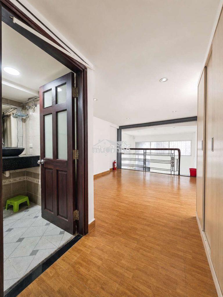 Căn hộ 60m² có tầng lửng, 2wc hai giếng trời - 4