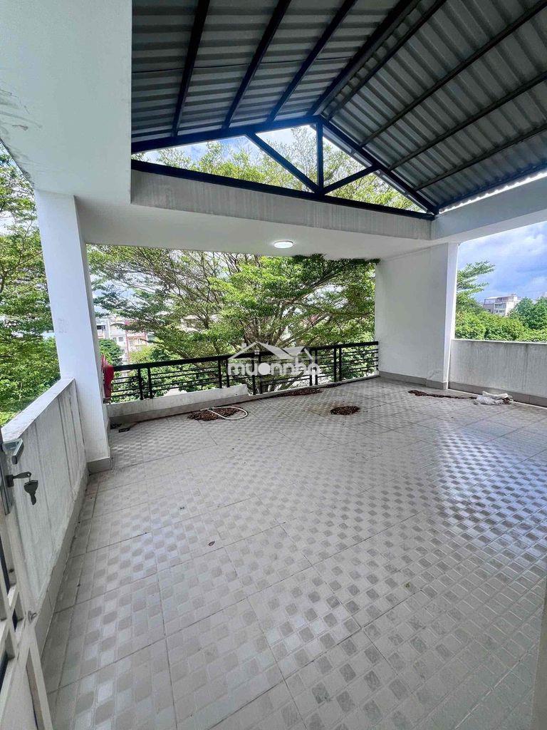Cho thuê nguyên tầng 3 - nhà mặt tiền - 2 phòng - 2 wc - ban công - 3