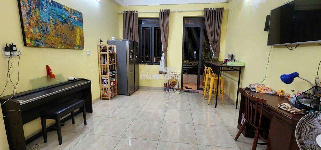 Phòng siu bự có bancol, thang máy, máy lạnh - 3