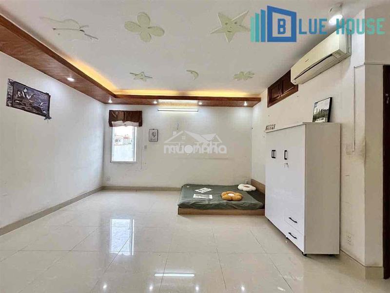 Gần công thương, văn hiến, học viện hàng không cách 10 phút