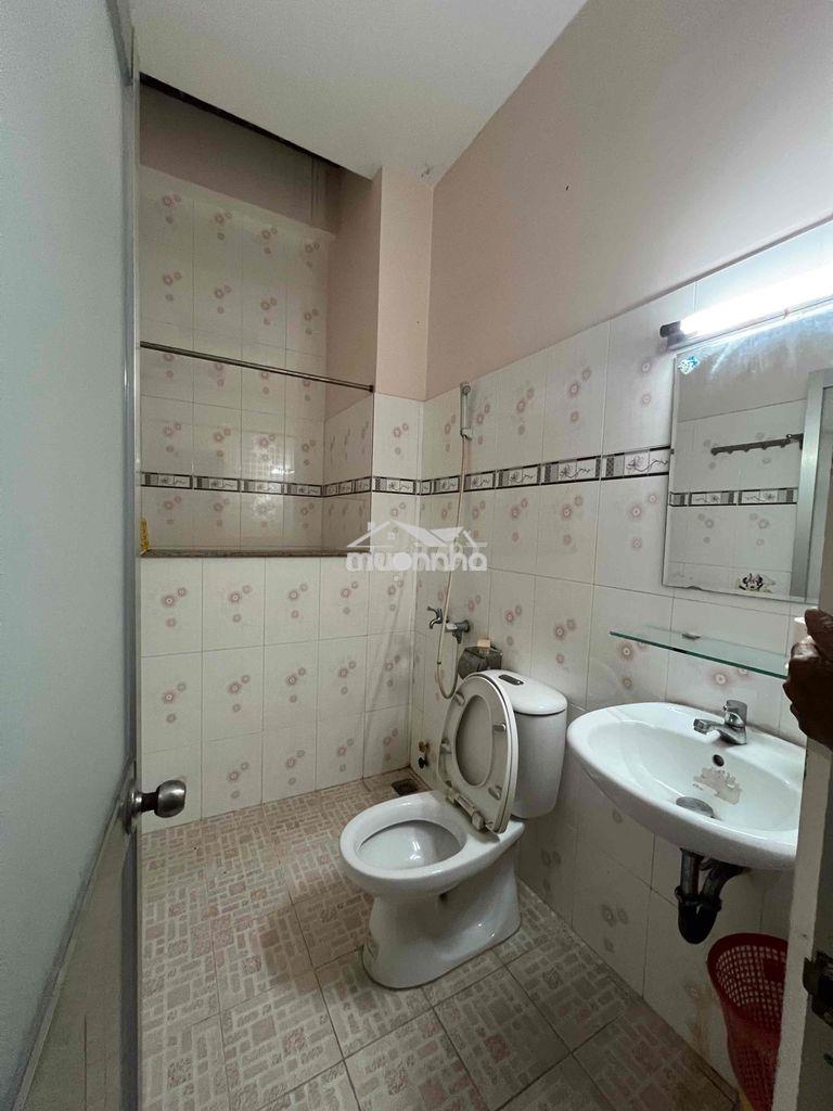 Nhà kdc phú lợi 1 trệt 2 lầu sân thượng dt 4x20 giá tốt - 4