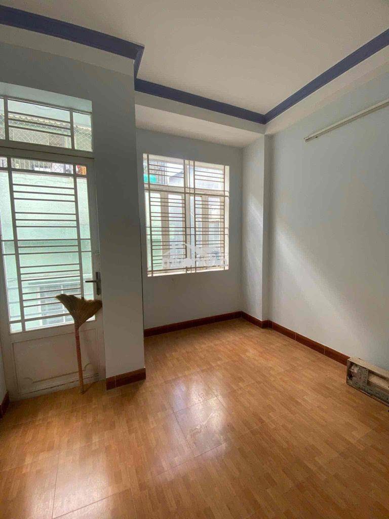 Cho thuê nguyên căn hẻm 87 trần phú p4 q5 - 3