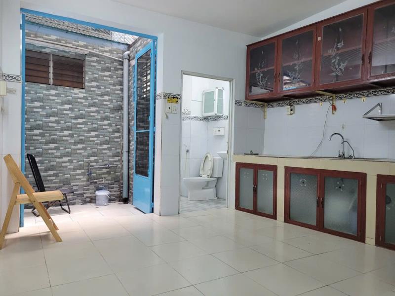 Tầng trệt 2pn 7tr5 huỳnh tấn phát quận 7 - 4