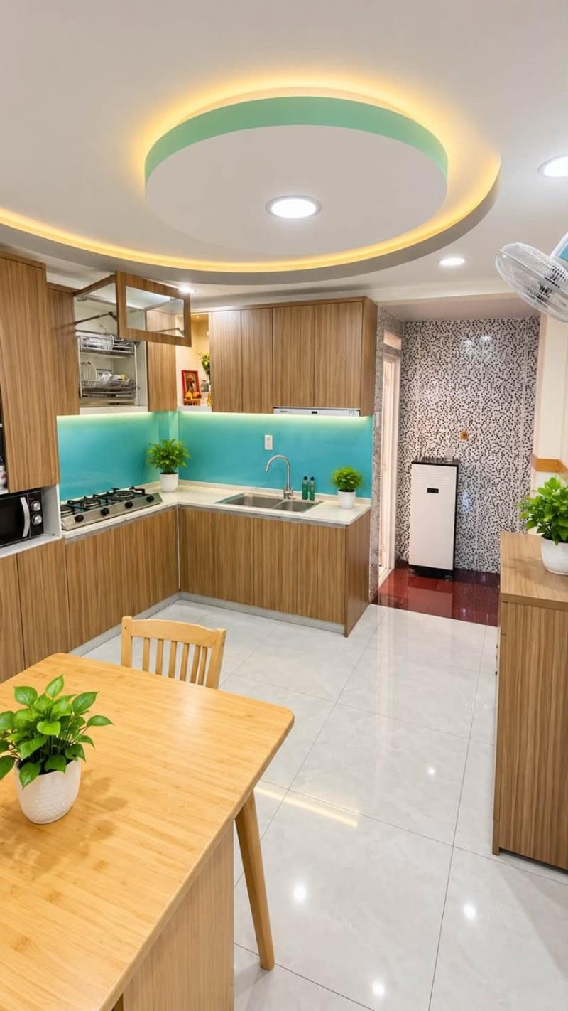 Nhà mới 5 tầng btct  hẻm tải thẳng 1 trục  ngay phú thọ hòa  chỉ 5.x tỷ - 4
