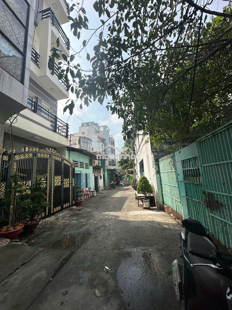 Tòa nhà chdv hẻm 5m 484/22a lạc long quândt 6,4x13.5, 3 lầu, 15 phòng - 3
