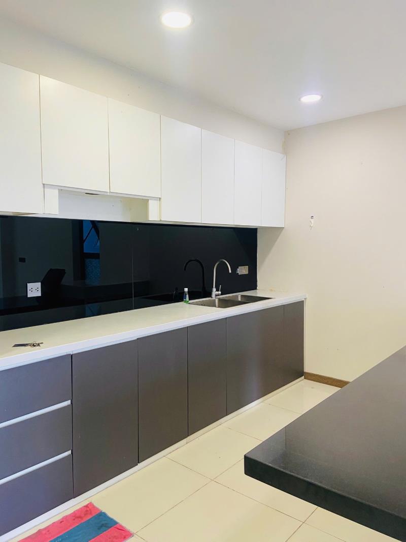 Bán căn hộ 2pn 86m2 giá 7,6 tỷ đã có sổ hồng , mặt tiền lương định của phường an khánh quận 2.