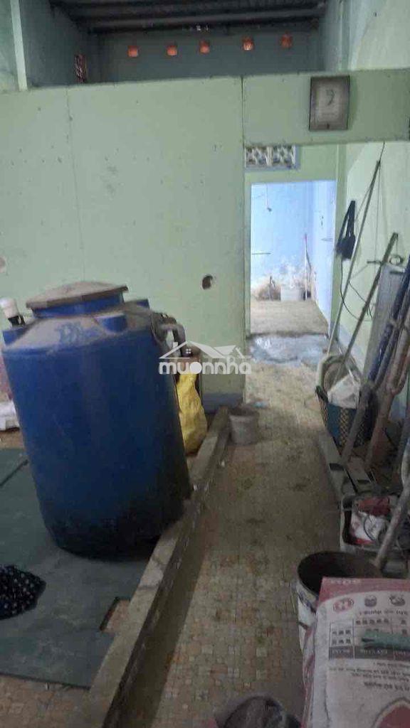 Nhà cho thuê đang sơn sửa mới 7triệu tân phú - 3