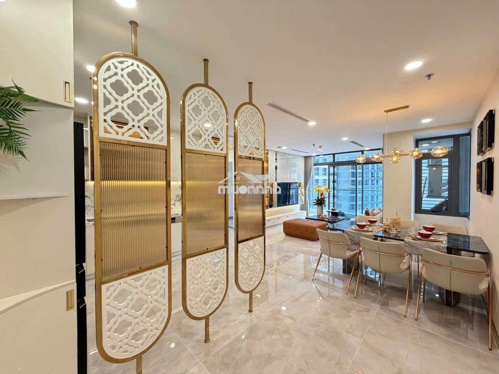 Chủ kẹt tiền bán gấp 4pn giá 18tỷ ở vinhomes central park - Ảnh 4