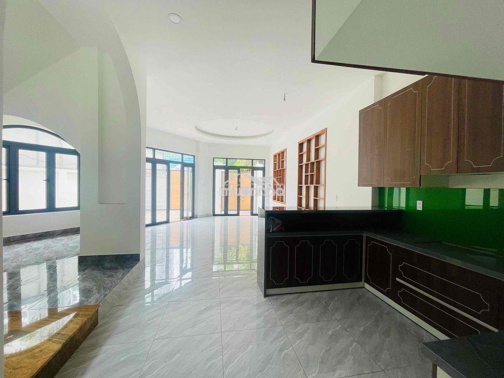 Bán biệt thự phố 215m2 6pn sân vườn hẻm 688 lê đức thọ giá 17.5tỷ - 4